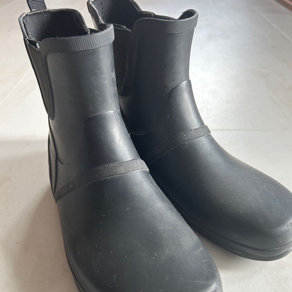 Xero Gracie Rainboot Minimalist Barefoot Women’s size 9